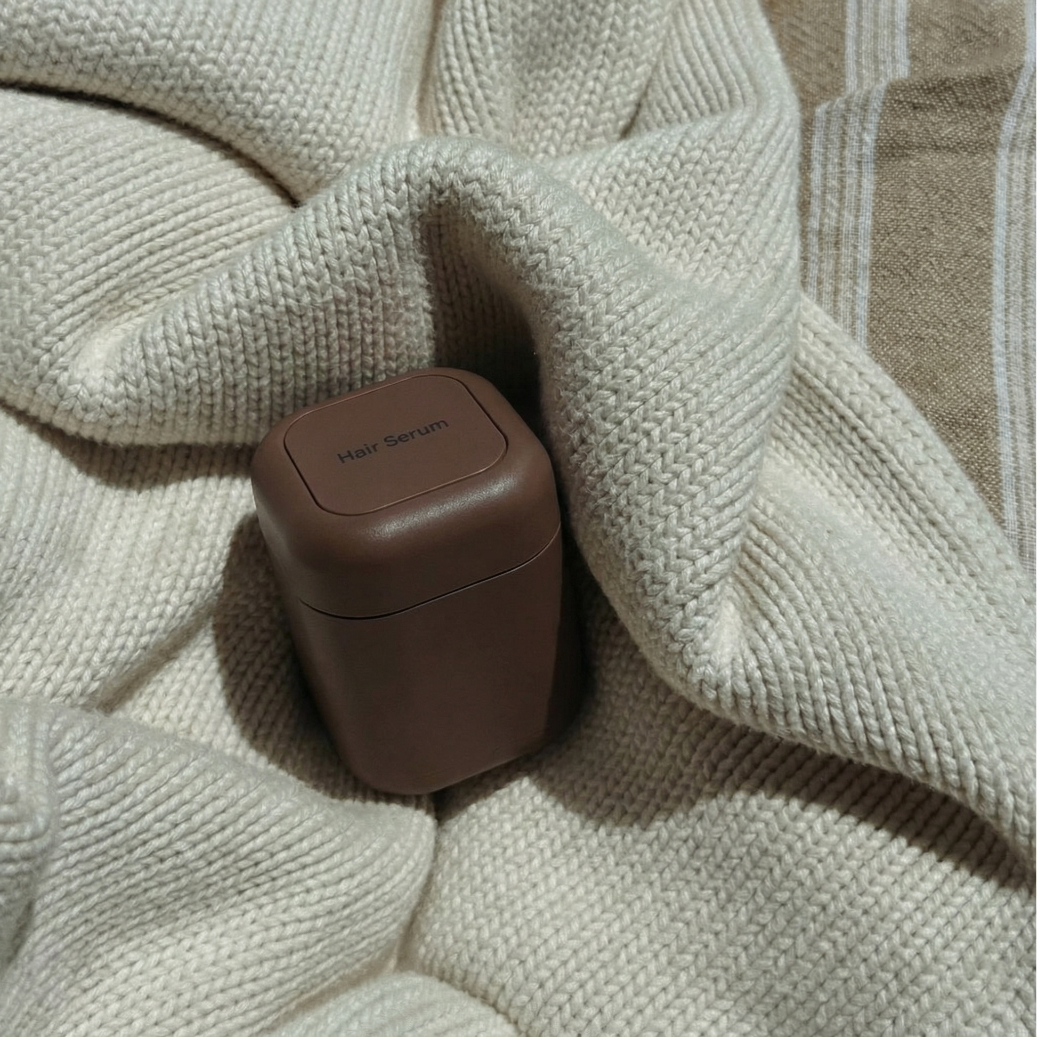 The Magnetic Capsules